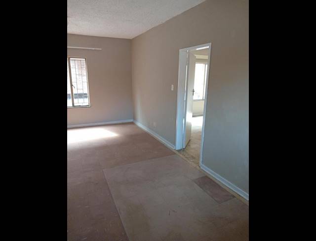 1 BEDROOM PROPERTY TO RENT IN PRETORIA WEST